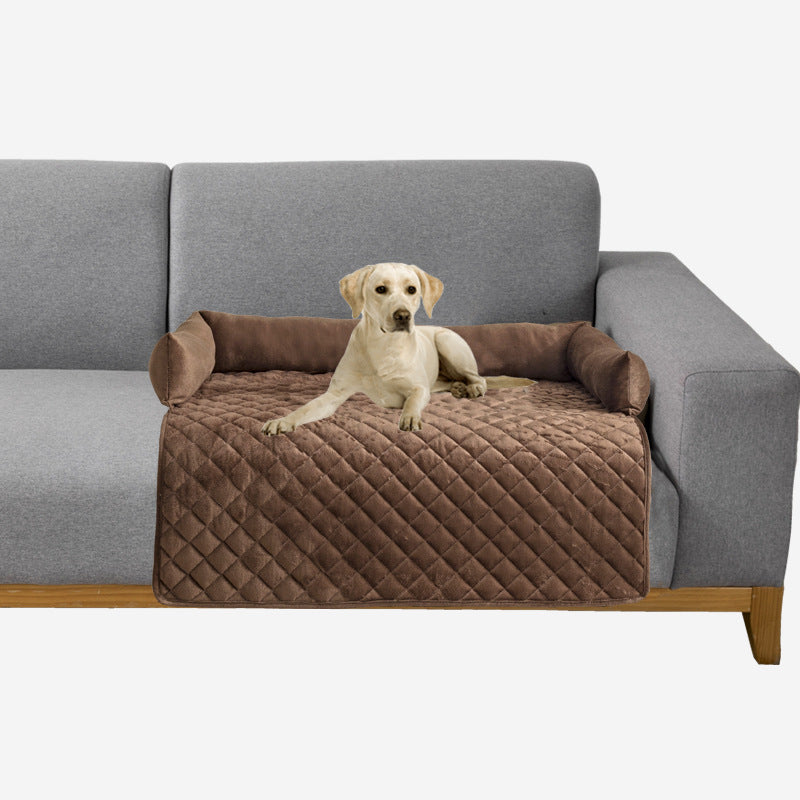 Couch Guard Curved Plush Pet Sofa Protector – Removable Calming Mat
